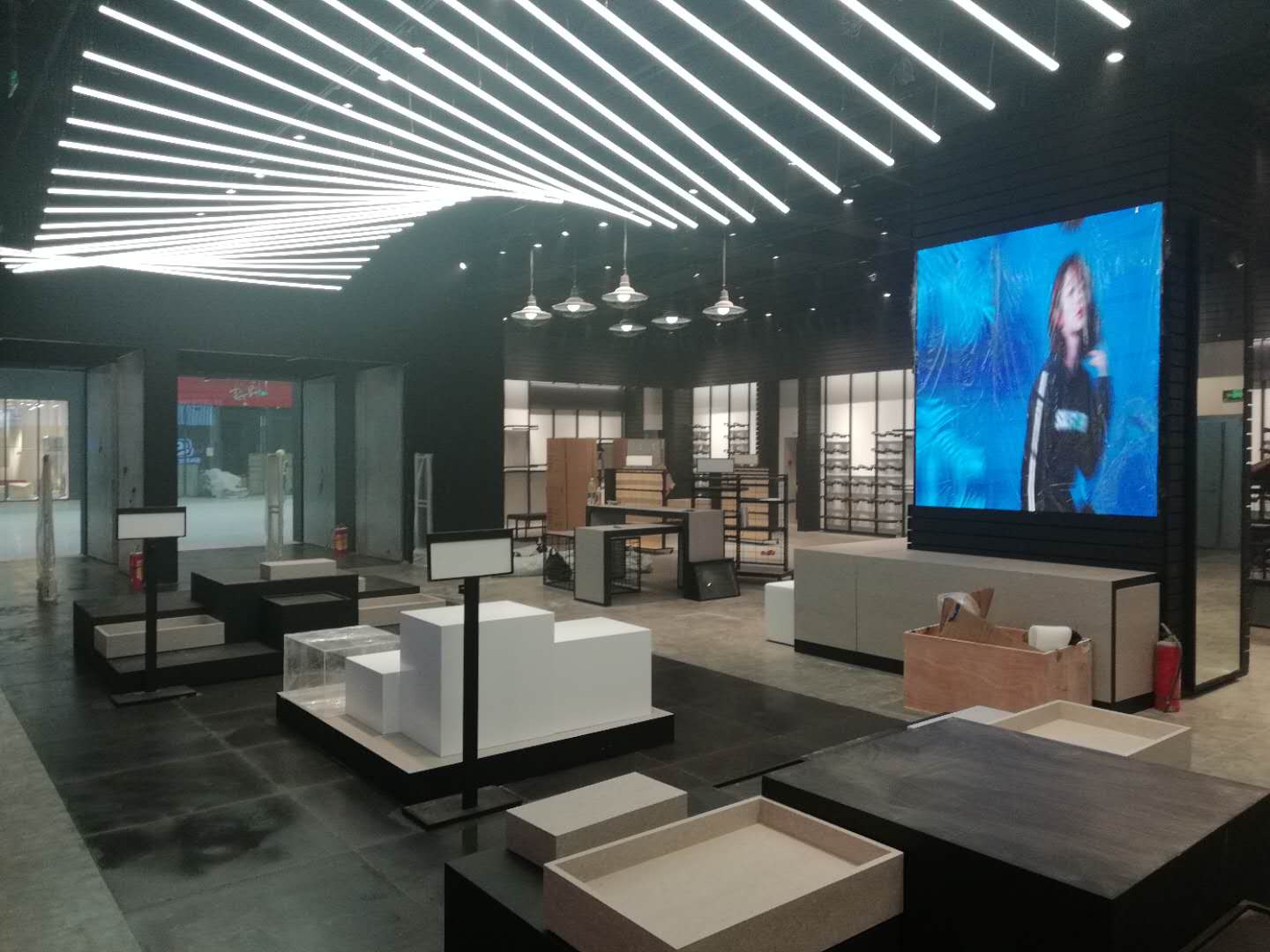 鞋帽展柜