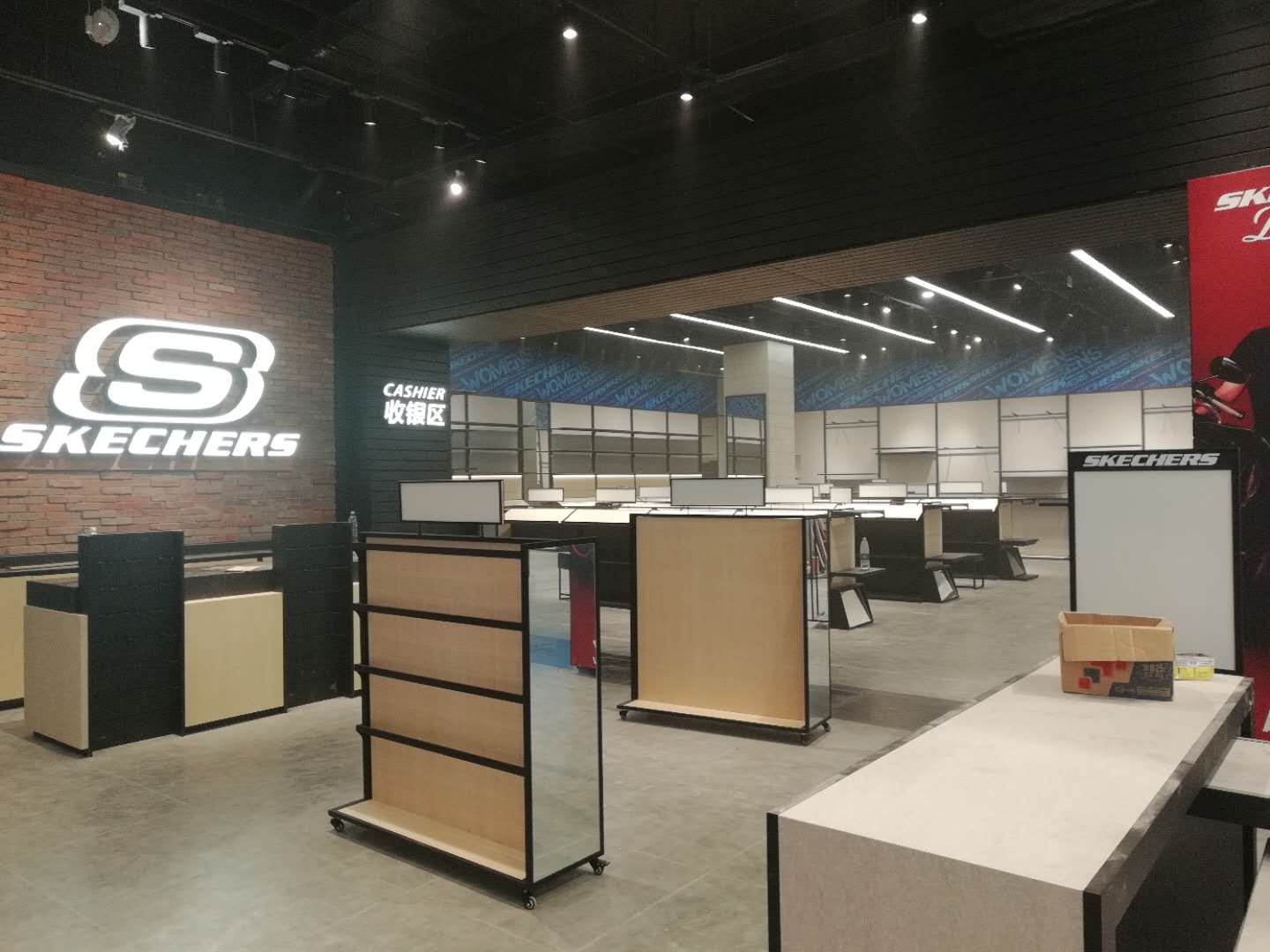 鞋帽展柜